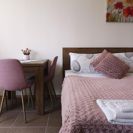 Excellent Studios For Your Vacation-Hotel Villa Park- בורובץ מראה חיצוני תמונה