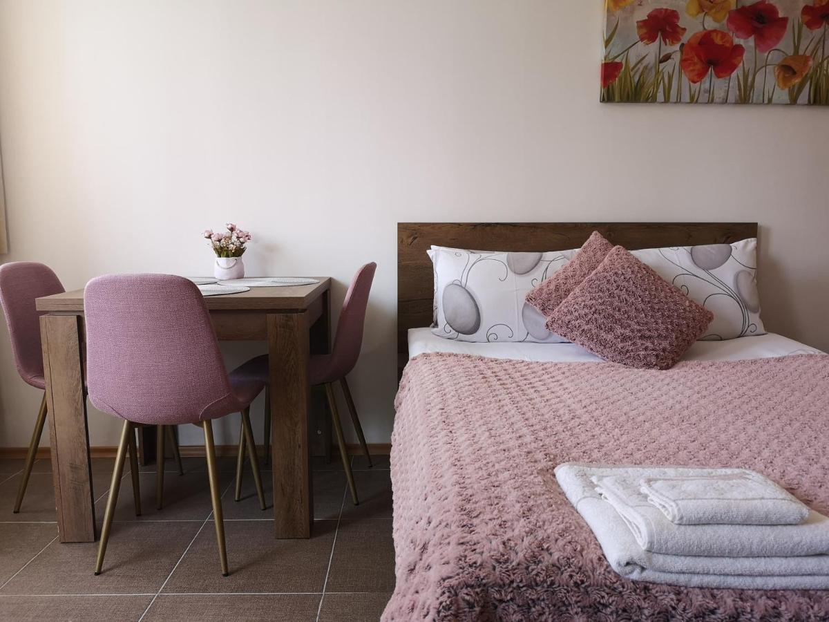 Excellent Studios For Your Vacation-Hotel Villa Park- בורובץ מראה חיצוני תמונה